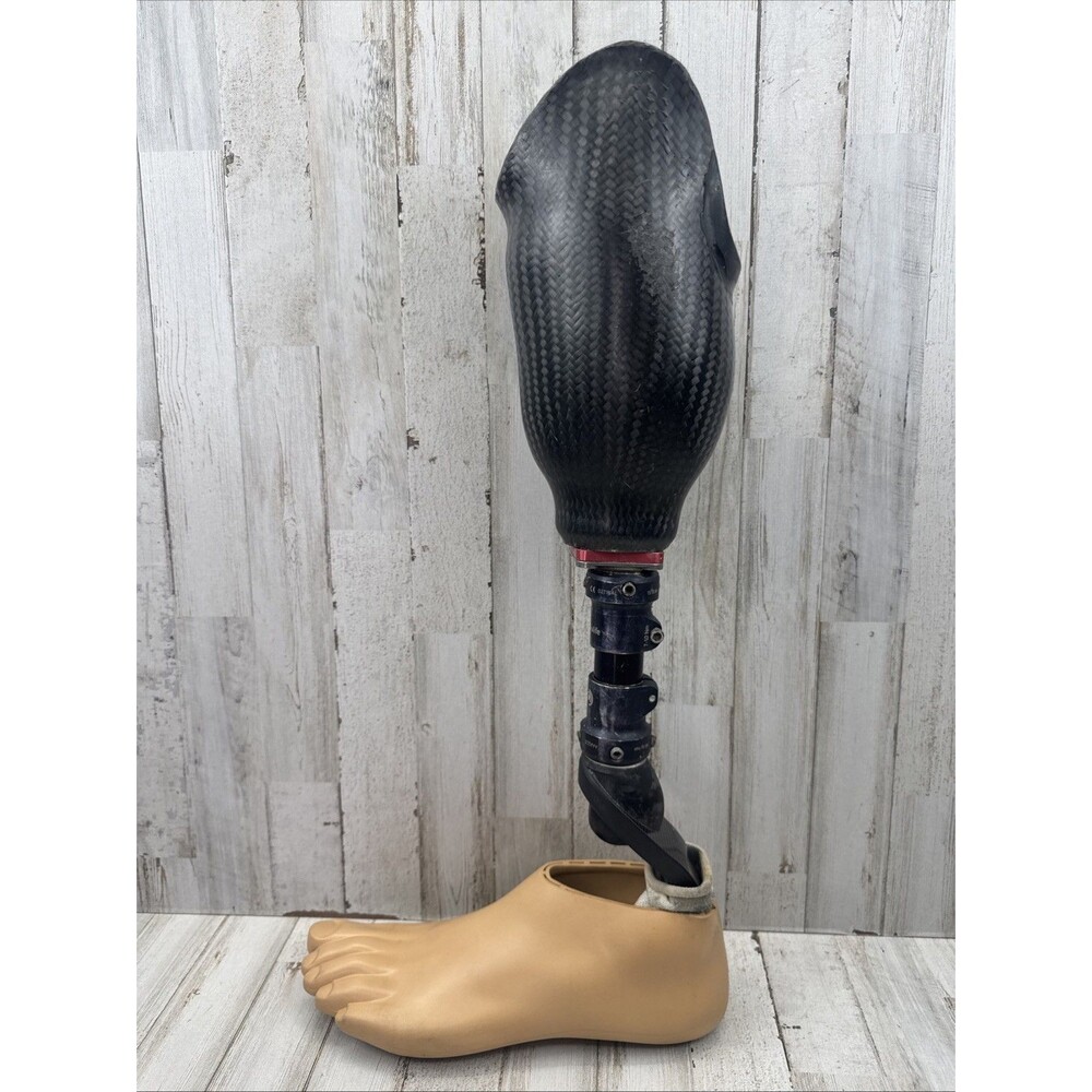 Below Knee Prosthetic Carbon Fiber Trulife AAA225 Left Ottobock Foot Size 28